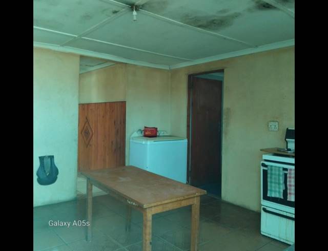 3 BEDROOM HOUSE FOR SALE IN ROSEDALE